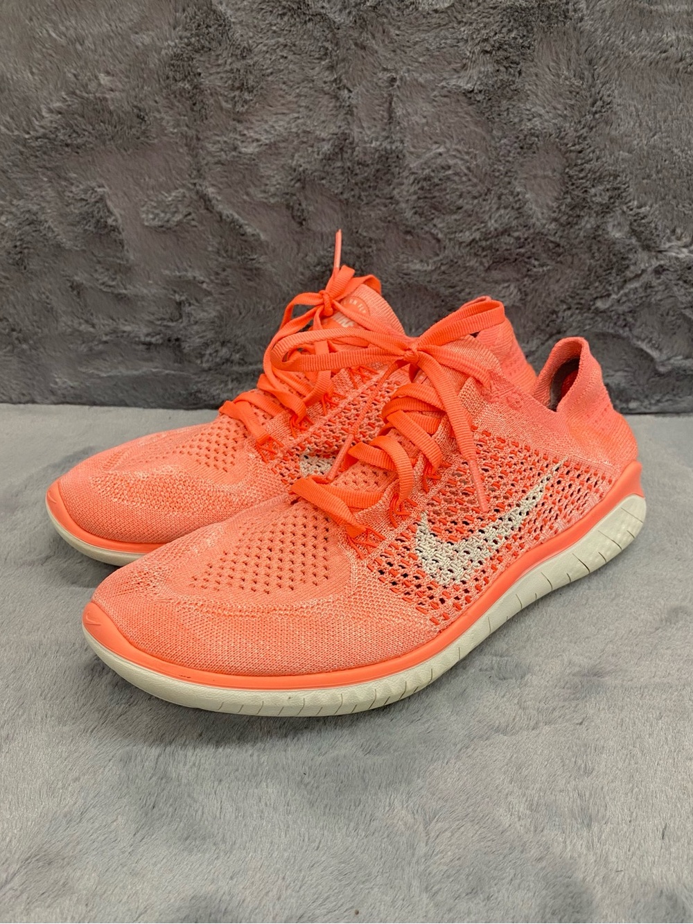 Nike Womens Size 9.5 Free RN Flyknit 2018 Running Shoes Peach Lightweight Walk